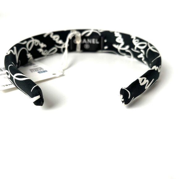 CHANEL Black and White Hairband - Picture 8 of 12